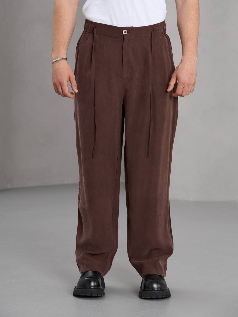 Essential Flow Pants - Brown