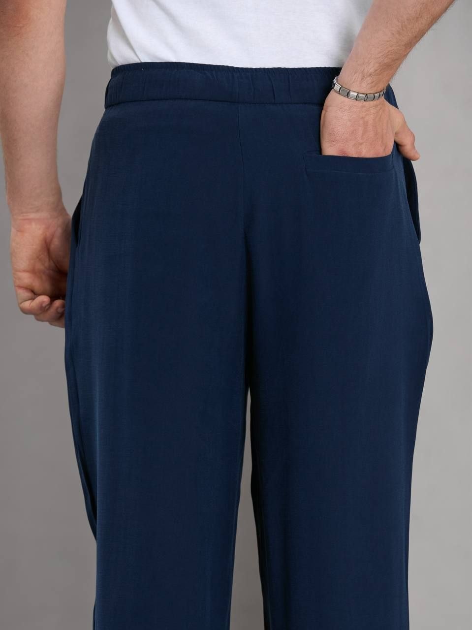 Essential Flow Pants - Navy Blue