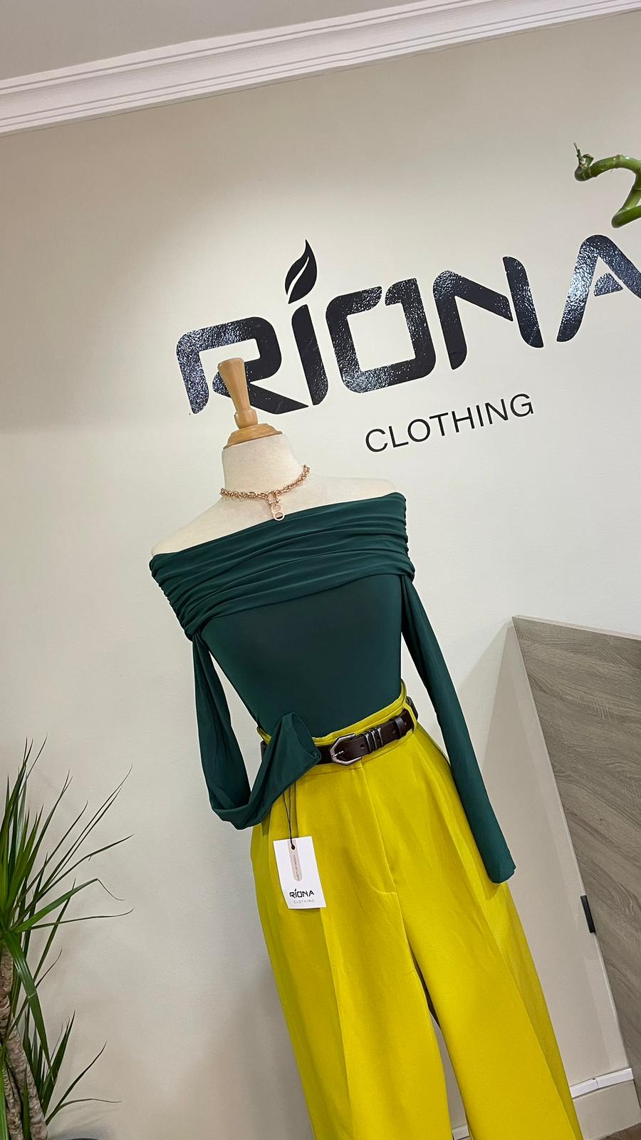 TOP EN VISCOSE ÉPAULES DÉNUDÉES