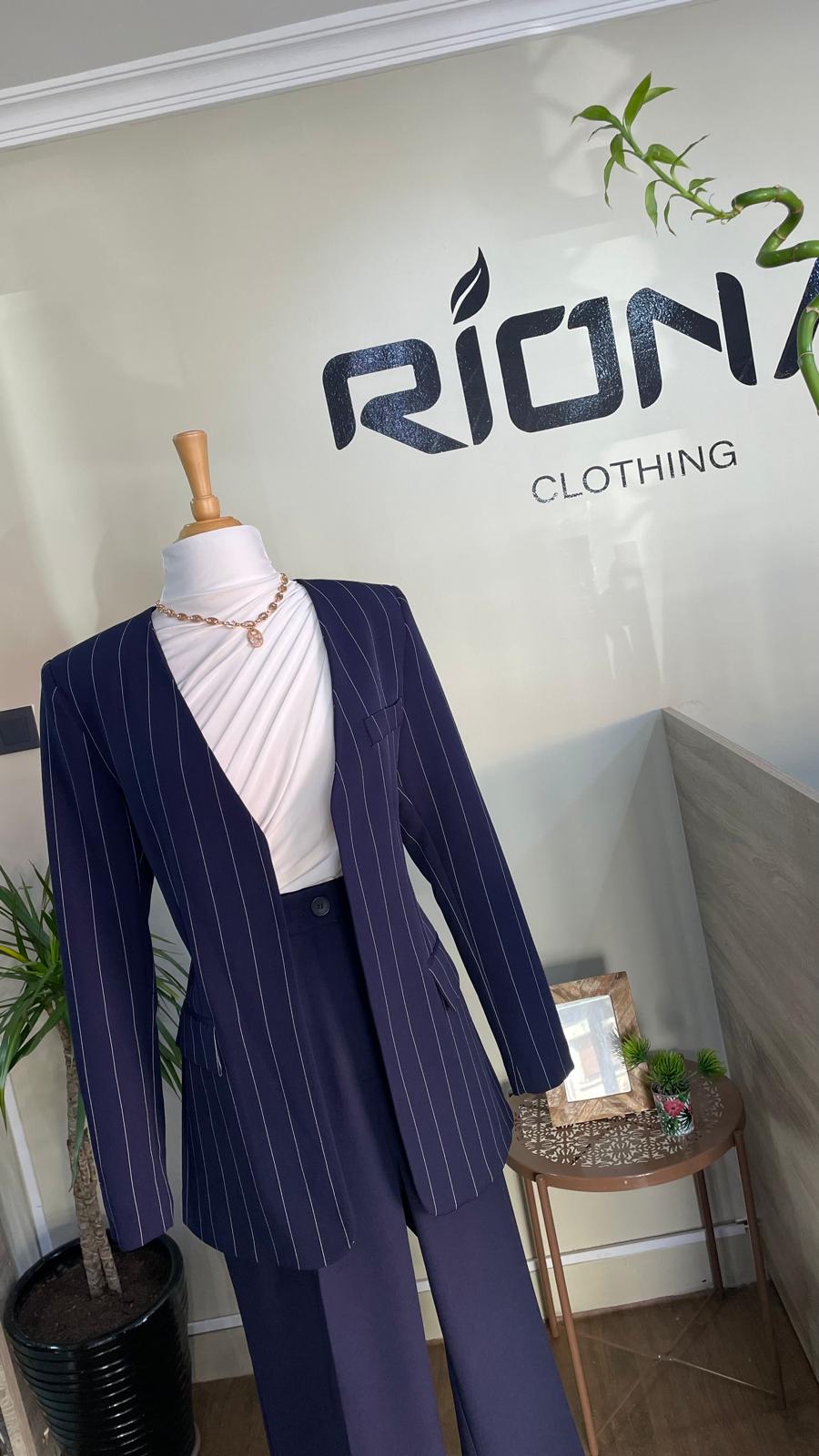 BLAZER À RAYURES ÉLÉGANT