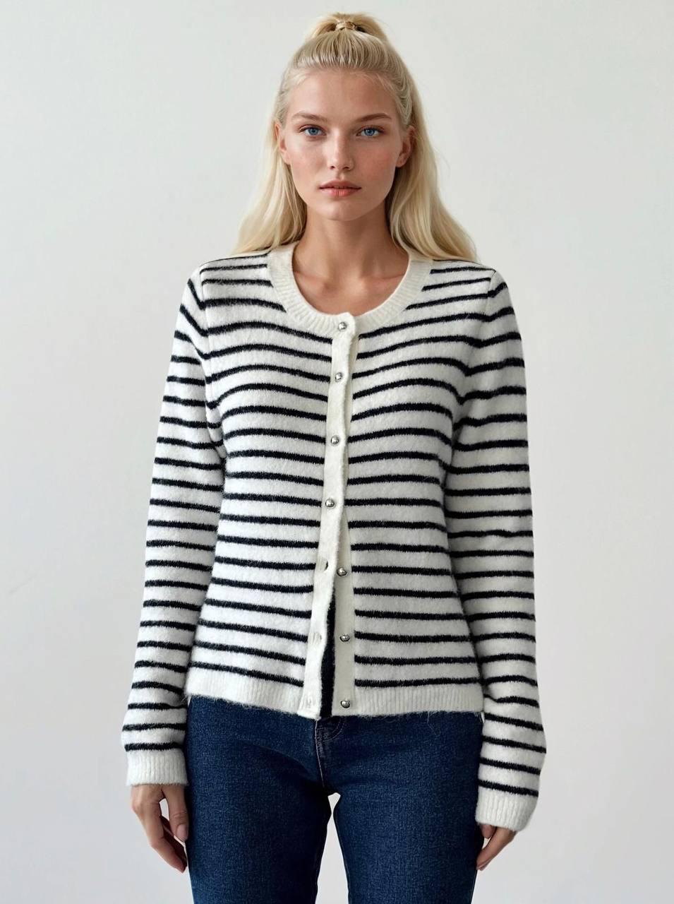 GILET EN MAILLE RAYÉE BOUTONNÉ