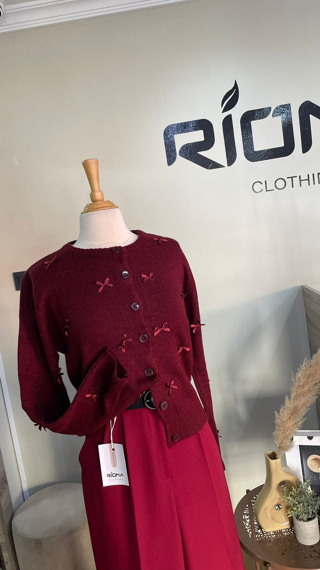 CARDIGAN BOUTONNÉ À NŒUDS